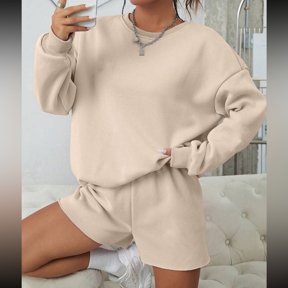 Sweaters - Cream soft fleece Crewneck sweater, matching shorts set - 2 piece coord set